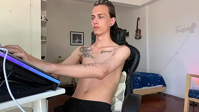 Den BlueXx online show from January 2025 04:50:02 PM