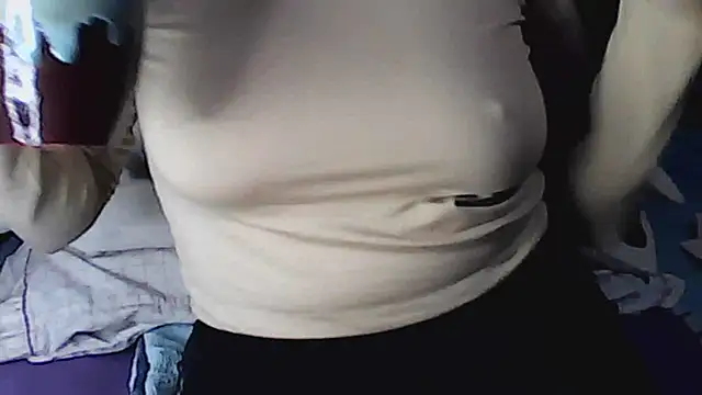DarkElfSorceress online show from May 2026 10:33:02 AM