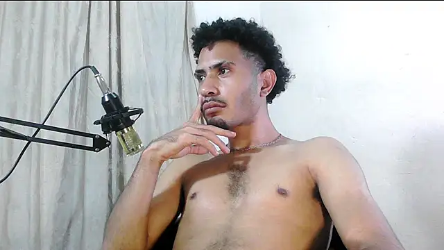 Snapshot of coleman160 chatting on January 2025 09:39:02 AM coleman160 online show from January 2025 09:39:02 AM