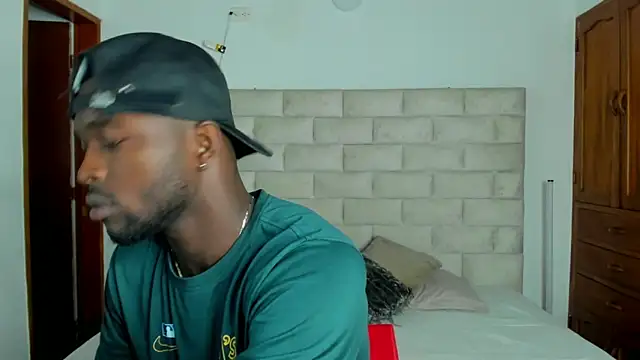 Dylan Taylor online show from February 2026 03:22:02 AM