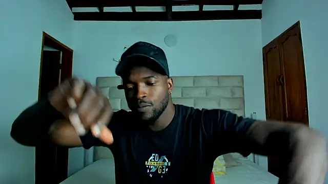 Dylan Taylor online show from February 2026 02:40:02 AM