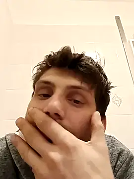 dariodario online show from February 2025 11:51:02 AM