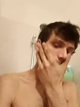 dariodario online show from February 2025 09:33:02 PM