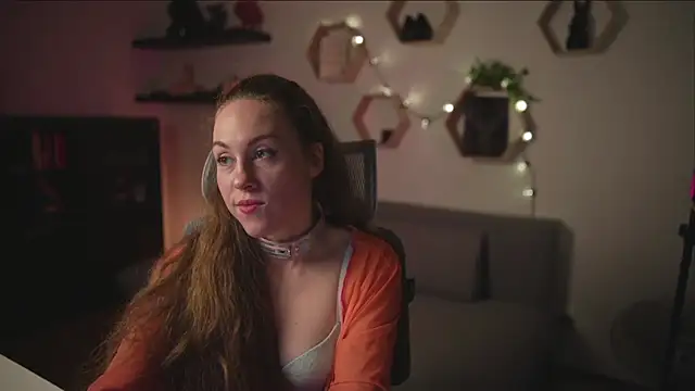 Snapshot of Berberis__Silene chatting on October 2025 07:00:01 PM Berberis Silene online show from October 2025 07:00:01 PM