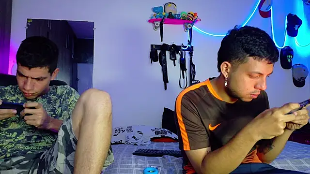 Nymphobuddies online show from January 2025 02:33:01 AM