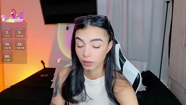 AnabelWolf online show from September 2025 05:56:01 PM