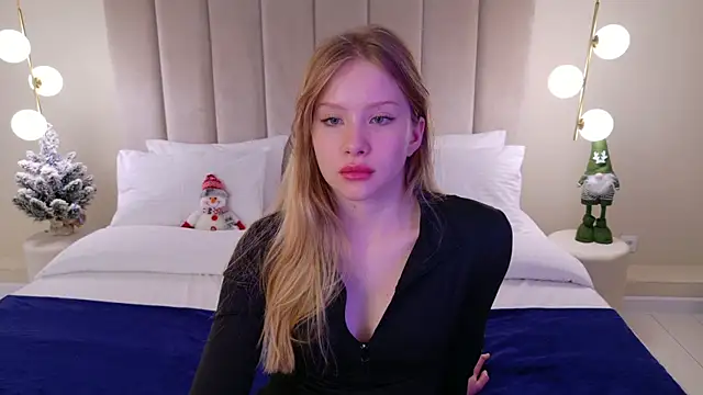 Snapshot of MichelleReid chatting on December 2024 06:25:02 AM MichelleReid online show from December 2024 06:25:02 AM