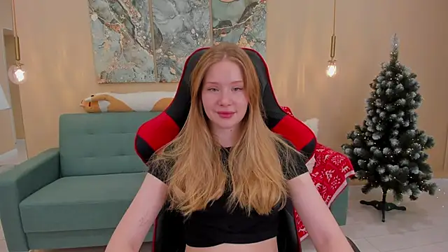 Snapshot of MichelleReid chatting on December 2024 06:55:02 AM MichelleReid online show from December 2024 06:55:02 AM