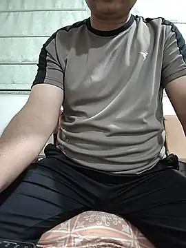 Snapshot of samee00721 chatting on January 2026 05:51:02 PM samee00721 online show from January 2026 05:51:02 PM