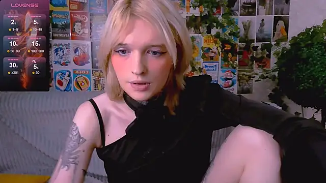 Snapshot of Simona_Rain chatting on November 2025 01:17:01 AM Simona Rain online show from November 2025 01:17:01 AM