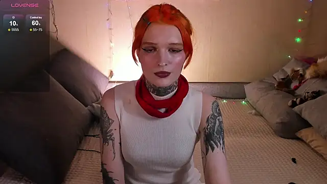 Snapshot of Simona_Rain chatting on December 2025 09:55:01 PM Simona Rain online show from December 2025 09:55:01 PM