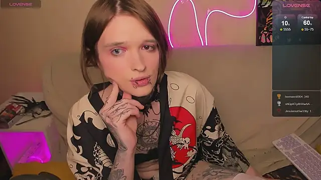 Snapshot of Simona_Rain chatting on April 2026 09:02:01 PM Simona Rain online show from April 2026 09:02:01 PM