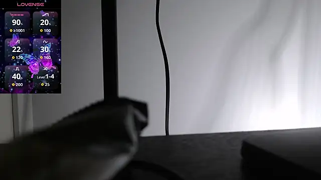 Xileny-Halliwey online show from December 2025 02:33:02 PM