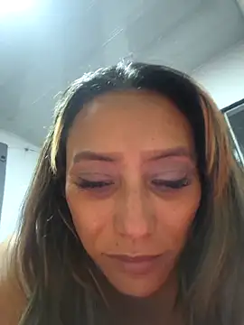 salome drasin online show from November 2025 11:26:01 PM