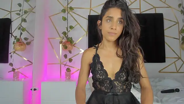 Snapshot of Ambeer_Rousess chatting on January 2025 10:30:02 PM Ambeer Rousess online show from January 2025 10:30:02 PM