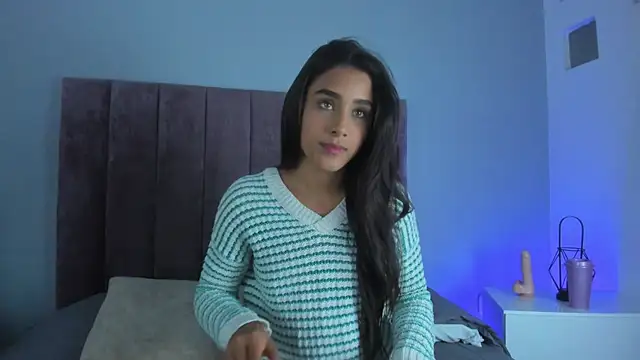 Snapshot of Ambeer_Rousess chatting on February 2025 01:25:01 PM Ambeer Rousess online show from February 2025 01:25:01 PM