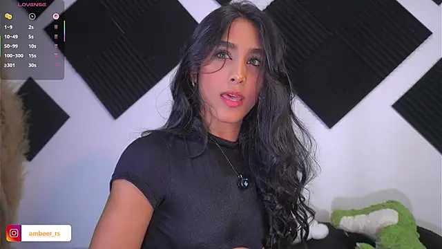 Snapshot of Ambeer_Rousess chatting on October 2025 02:43:02 AM Ambeer Rousess online show from October 2025 02:43:02 AM