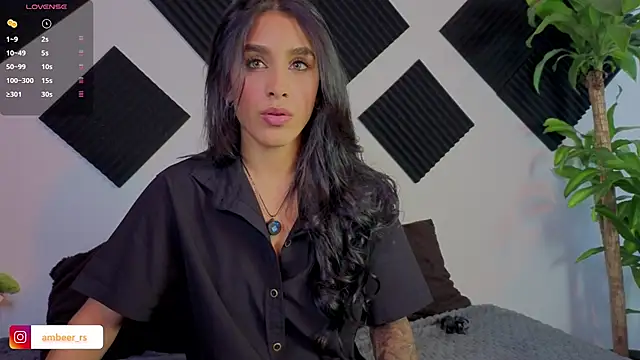 Snapshot of Ambeer_Rousess chatting on October 2025 08:19:01 PM Ambeer Rousess online show from October 2025 08:19:01 PM