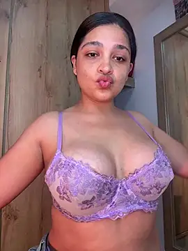 AdeleGray online show from July 2026 10:19:01 PM