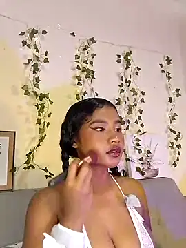 Snapshot of emmamillher chatting on September 2025 09:38:02 PM emmamillher online show from September 2025 09:38:02 PM