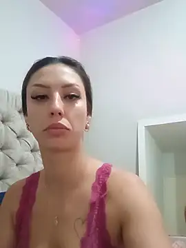 Snapshot of dudaferraz7 chatting on June 2026 02:12:01 PM dudaferraz7 online show from June 2026 02:12:01 PM