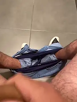 Snapshot of FabioF698 chatting on January 2025 08:11:01 PM FabioF698 online show from January 2025 08:11:01 PM