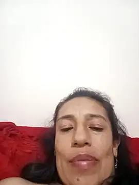 Snapshot of yaz_guzman chatting on January 2025 06:35:02 AM yaz guzman online show from January 2025 06:35:02 AM
