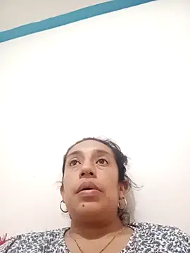 Snapshot of yaz_guzman chatting on October 2025 11:55:02 AM yaz guzman online show from October 2025 11:55:02 AM