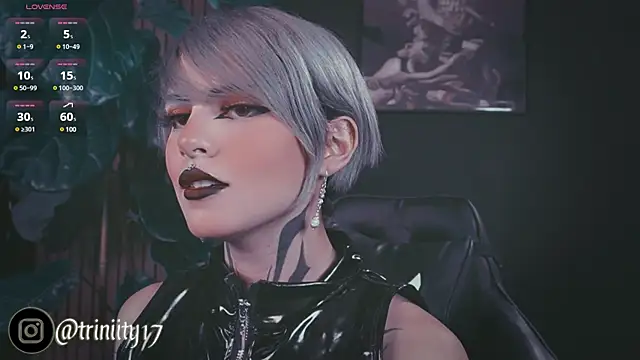 Snapshot of Trinity___s chatting on January 2025 05:02:02 PM Trinity s online show from January 2025 05:02:02 PM