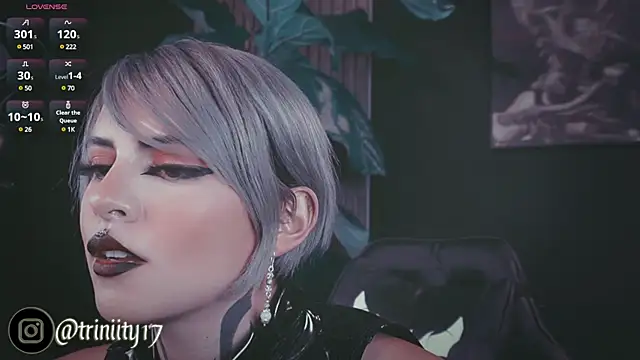 Snapshot of Trinity___s chatting on January 2025 11:18:02 PM Trinity s online show from January 2025 11:18:02 PM