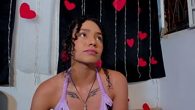 Snapshot of Dakota_M1 chatting on February 2025 02:33:01 AM Dakota M1 online show from February 2025 02:33:01 AM