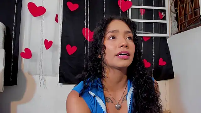 Snapshot of Dakota_M1 chatting on February 2025 02:25:01 AM Dakota M1 online show from February 2025 02:25:01 AM