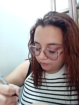 Snapshot of CURVY-HORNY chatting on September 2025 06:53:02 PM CURVY-HORNY online show from September 2025 06:53:02 PM