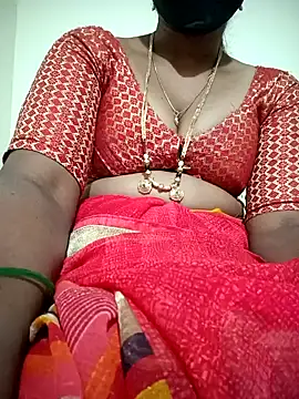 Snapshot of Cute-chinny chatting on January 2025 07:01:02 PM Cute-chinny online show from January 2025 07:01:02 PM