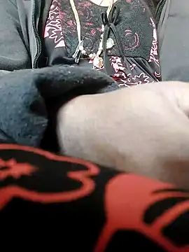 Snapshot of Cute-chinny chatting on January 2025 01:54:01 AM Cute-chinny online show from January 2025 01:54:01 AM