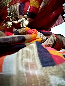 Snapshot of Cute-chinny chatting on February 2025 12:42:01 AM Cute-chinny online show from February 2025 12:42:01 AM