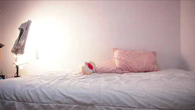 Doll4you  online show from June 2026 07:58:02 PM