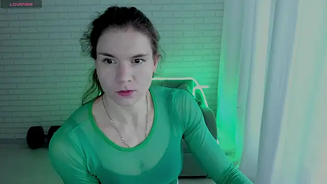 Lisa Ray online show from February 2025 08:10:02 AM