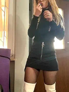 harleyejoker1 online show from December 2025 11:04:01 AM