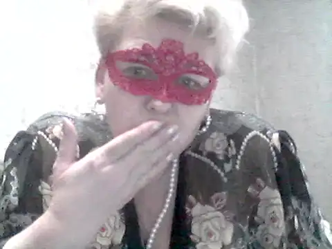 Snapshot of Lisa_Suzie chatting on December 2024 09:28:02 AM Lisa Suzie online show from December 2024 09:28:02 AM