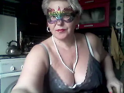 Lisa Suzie online show from April 2026 04:52:02 AM
