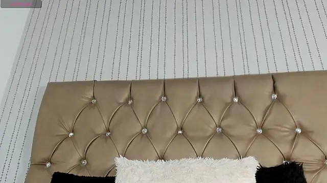 Snapshot of candymery chatting on September 2025 07:36:01 PM candymery online show from September 2025 07:36:01 PM