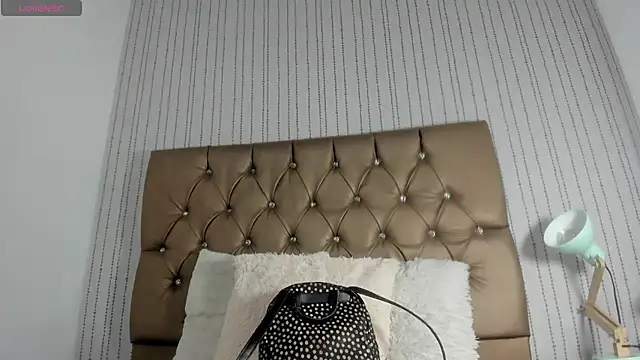 Snapshot of candymery chatting on October 2025 07:14:02 PM candymery online show from October 2025 07:14:02 PM