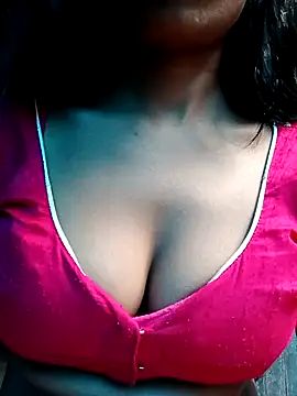 Snapshot of Kajal__Mehra chatting on November 2025 10:39:02 AM Kajal Mehra online show from November 2025 10:39:02 AM