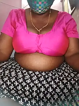 Snapshot of Ammusree143 chatting on January 2025 05:33:01 PM Ammusree143 online show from January 2025 05:33:01 PM