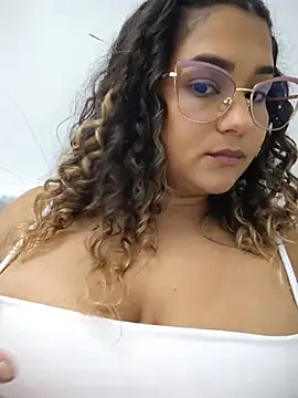 BrendaGirs online show from May 2026 03:46:02 AM