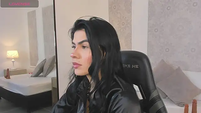 stephanya  online show from July 2026 12:40:01 PM