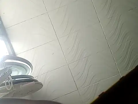 Darly Gomez online show from February 2025 08:21:01 PM