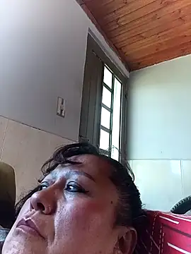 Snapshot of Darly_Gomez chatting on May 2026 08:17:02 PM Darly Gomez online show from May 2026 08:17:02 PM