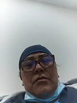 Snapshot of Darly_Gomez chatting on May 2026 07:14:02 AM Darly Gomez online show from May 2026 07:14:02 AM